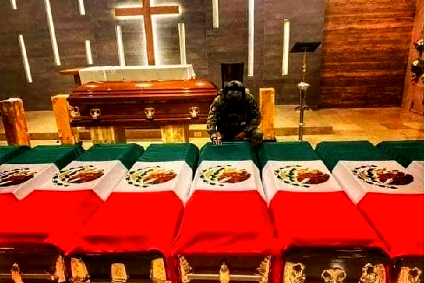 Homenaje a marinos caídos en Sinaloa