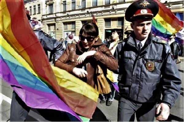 Rusia endurece medidas contra relaciones sexuales no tradicionales