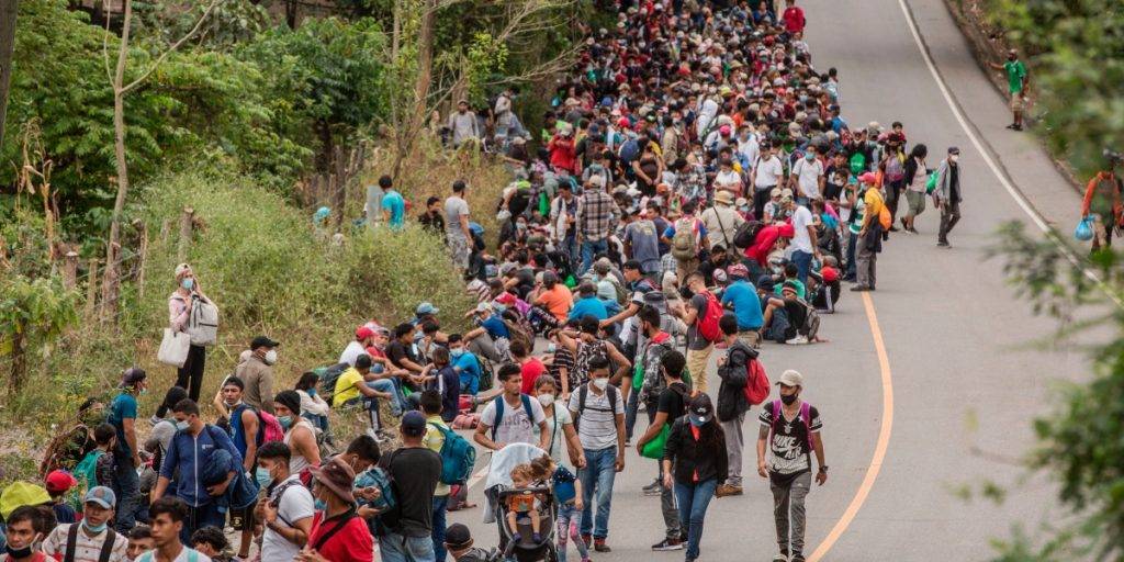 Guatemala autoriza paso de 569 migrantes nicaragüenses hacia Méxic