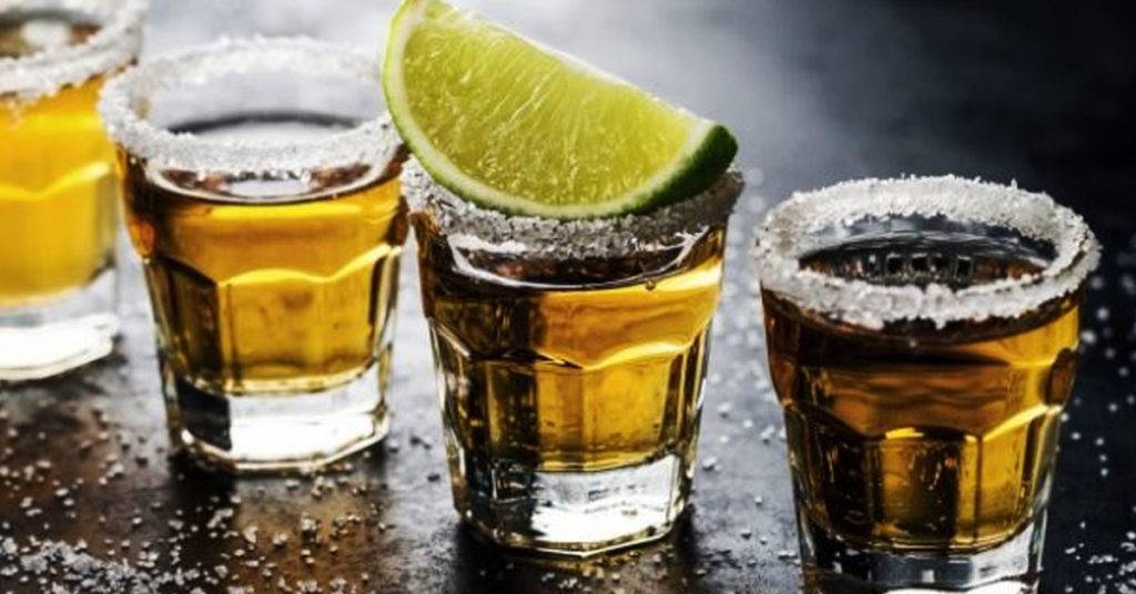 Marzo, septiembre y diciembre son los meses más altos en el consumo de alcohol entre los mexicanos, siendo la cerveza su bebida predilecta.