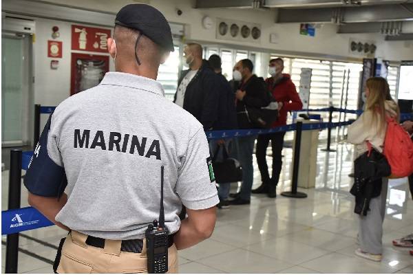 Marina controlará aduanas y migración de aeropuerto internacional CDMX