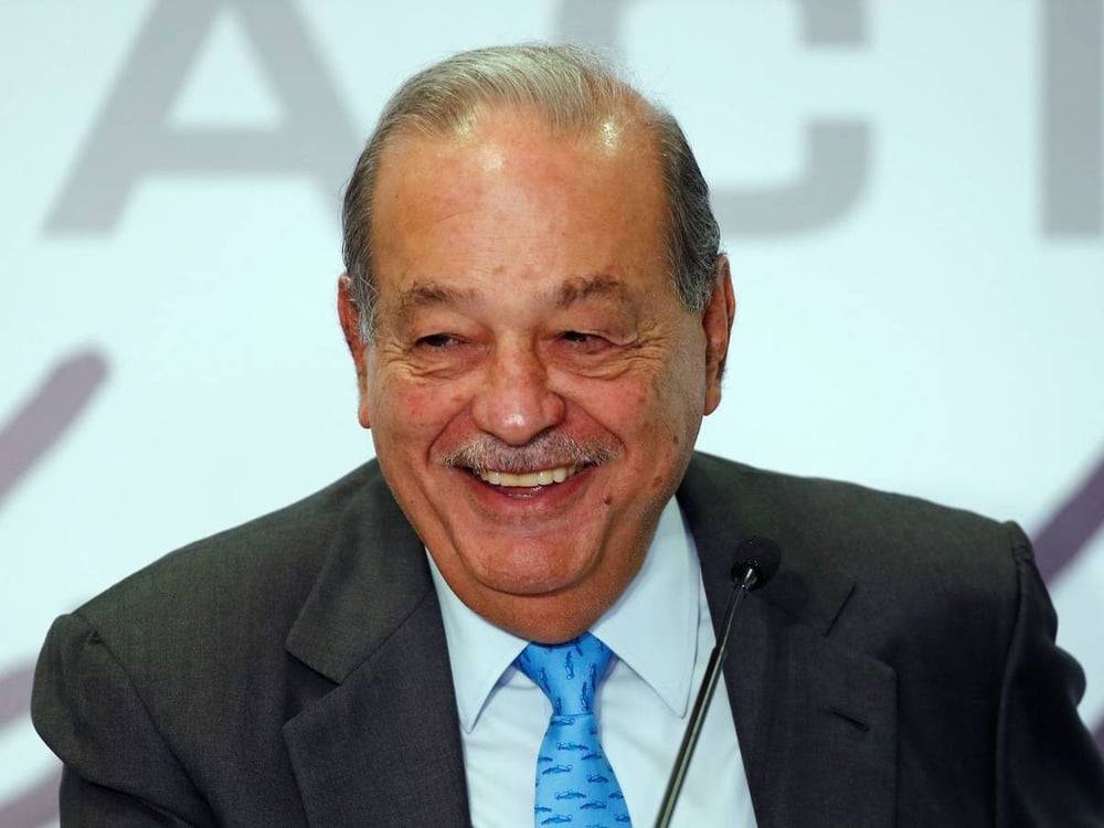 Carlos Slim se echa para atrás; anuncia que no va por compra de Banamex