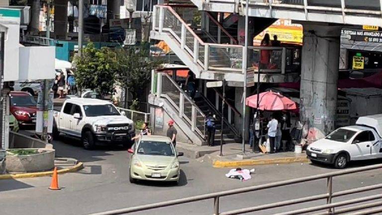 Adornó de Día de Muertos, moviliza a las autoridades en Ecatepec