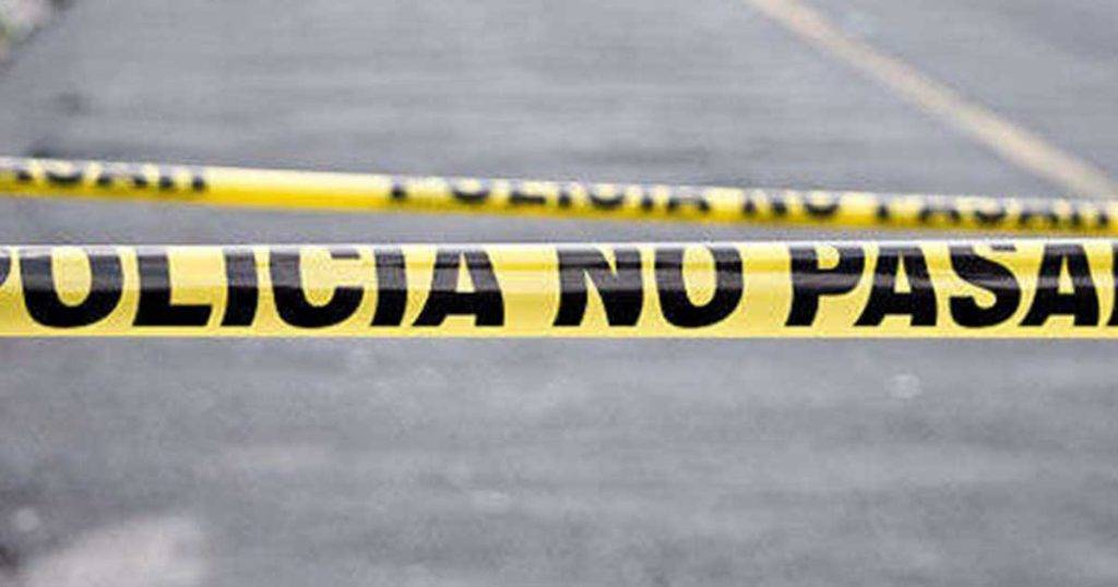 Hombres armados lanzan granada en vecindad de Colima