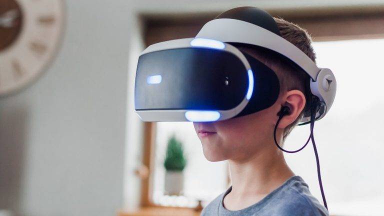 Niño de 10 años asesinó a su madre, quien se negó  a comprarle un set de realidad virtual