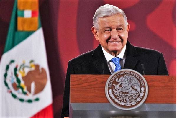 En México hay politización, no polarización, ataja AMLO