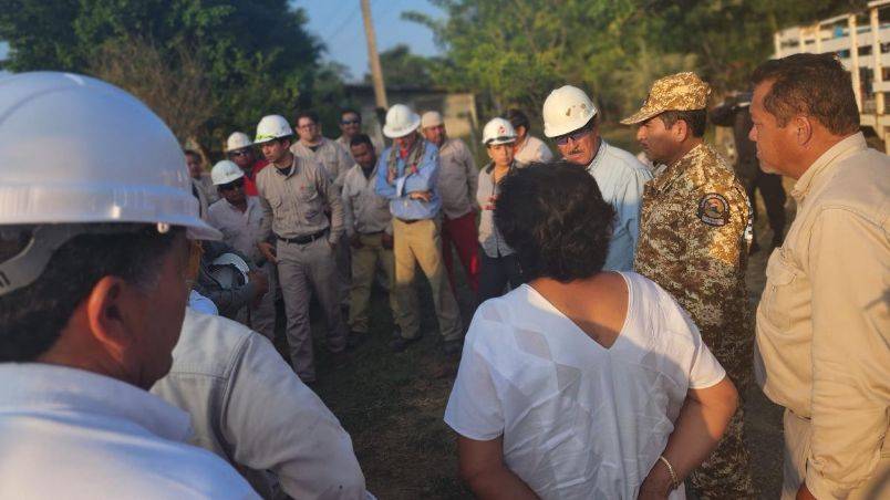 Pemex continua controlando fuga de amoniaco en Oaxaca