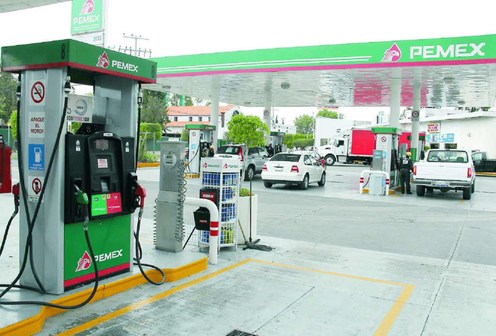 La Profeco dio a conocer los precios de las gasolinas durante la última semana y Pemex parece estar entre las más accesibles.