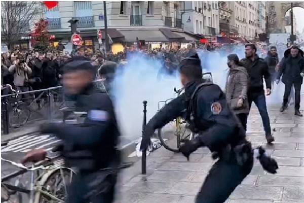 Disturbios tras masacre de kurdos en París