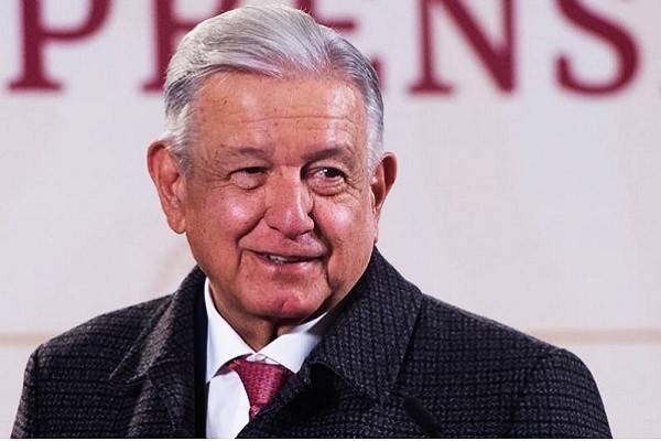 AMLO se deslinda de Ricardo Mejía, defiende encuesta en Coahuila