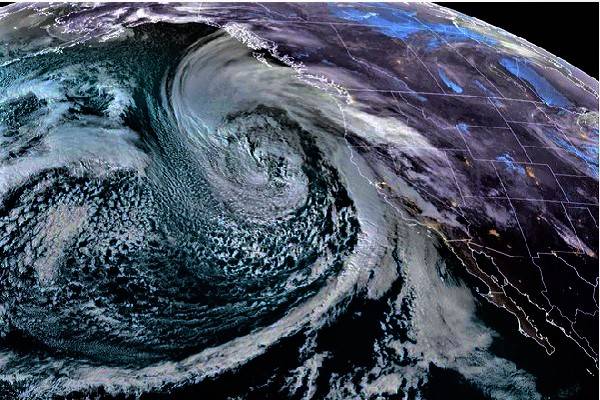 California en estado de emergencia por brutal sistema de tormentas