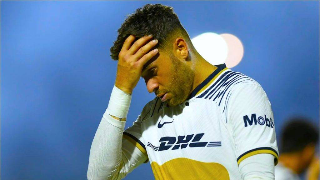 El jugador de Pumas, Arturo 'Palermo' Ortiz está envuelto en la polémica luego de que se dio a conocer que hay una presunta denuncia en su contra por violencia sexual.
