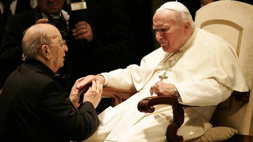 Juan Pablo II intentó “acallar” escándalos de abuso sexual escondiendo a curas: investigación