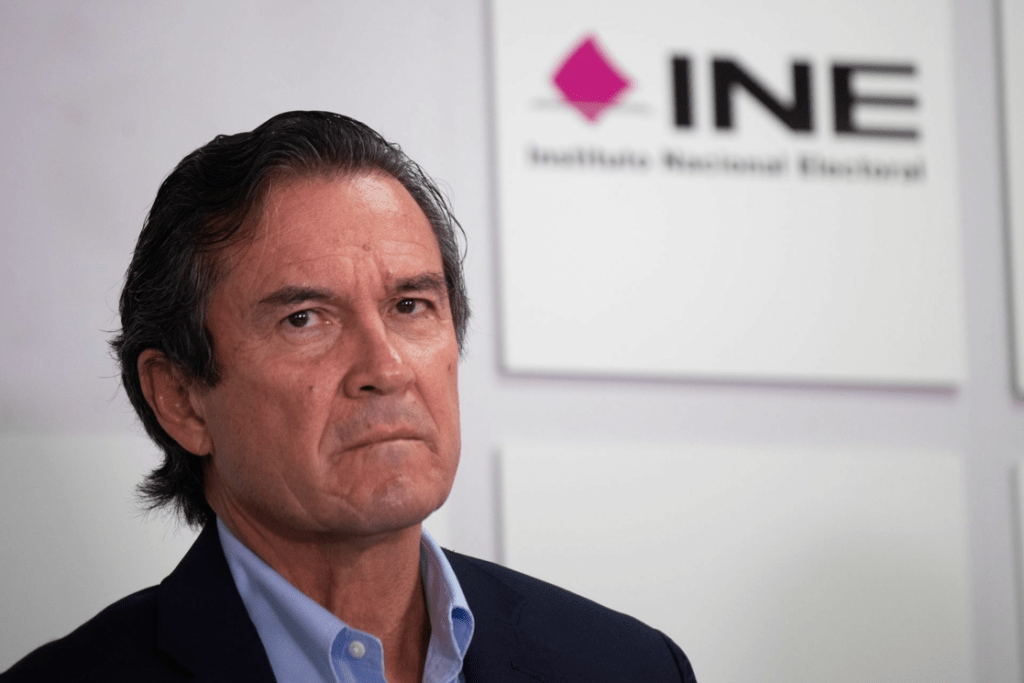 Plan B tumba al Secretario Ejecutivo del INE; Córdova reprocha a la “reforma arbitraria”