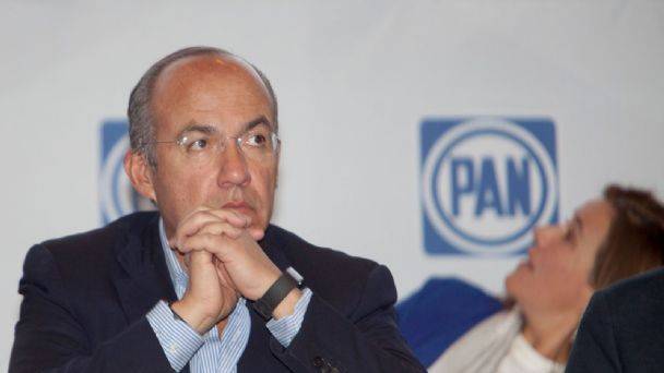 Ni entre ellos se quieren; Calderón se indigna y se lanza contra dirigentes del PAN