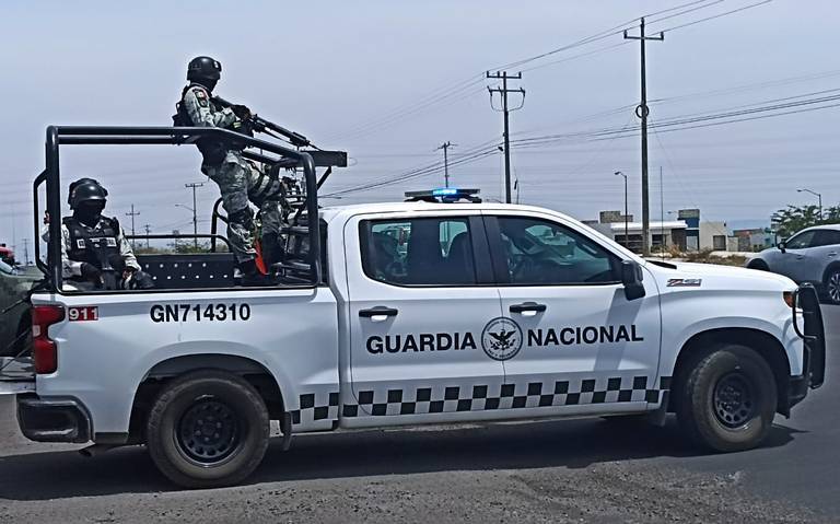 Elementos de la Guardia Nacional detienen en Sonora a mujeres con armas largas
