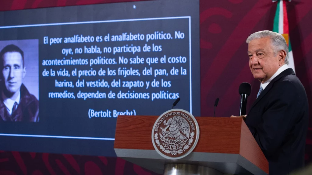 El presidente AMLO dijo que la propuesta del gobierno de Texas de arrojar a las personas al río es indignante y carente de humanismo.