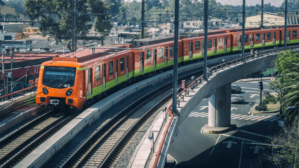 El Metro de la Ciudad de México anunció la reapertura de las cinco estaciones del tramo elevado de la línea 12 que aún permanecían cerradas.