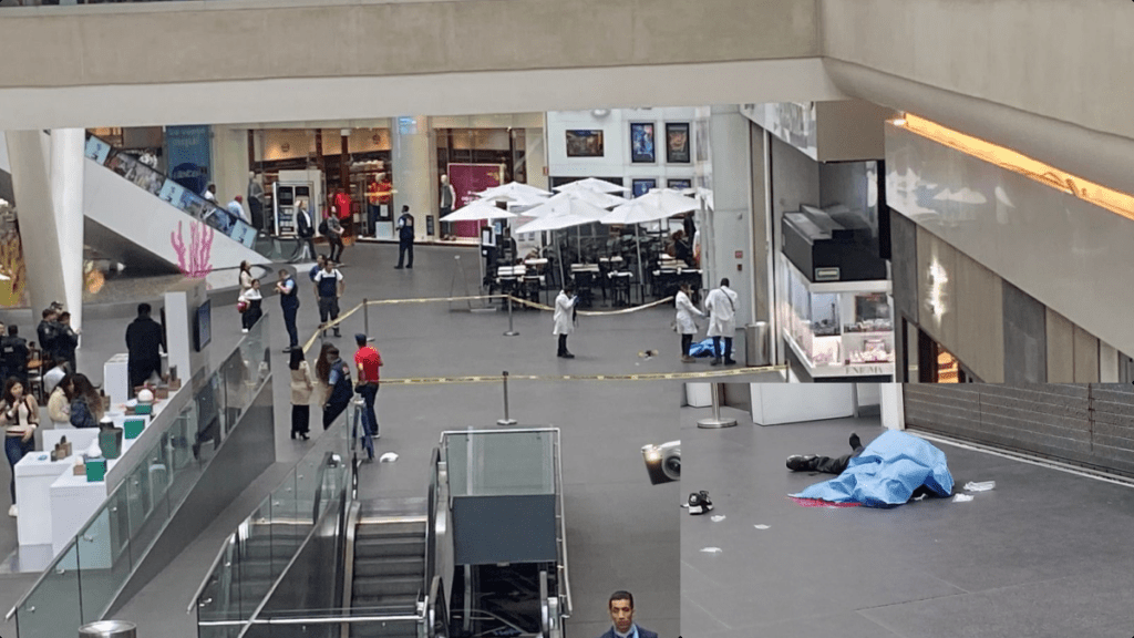 Un hombre de aproximadamente 41 años se arrojó del tercer piso de plaza comercial ubicada en la alcaldía Cuauhtémoc, sobre Av. Paseo de la Reforma.