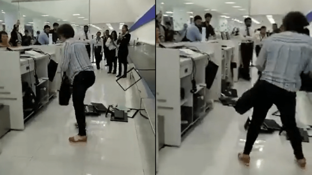 Un video difundido en redes sociales evidenció el momento en el que una mujer perdió el control y destrozó parte del inmobiliario del aeropuerto.