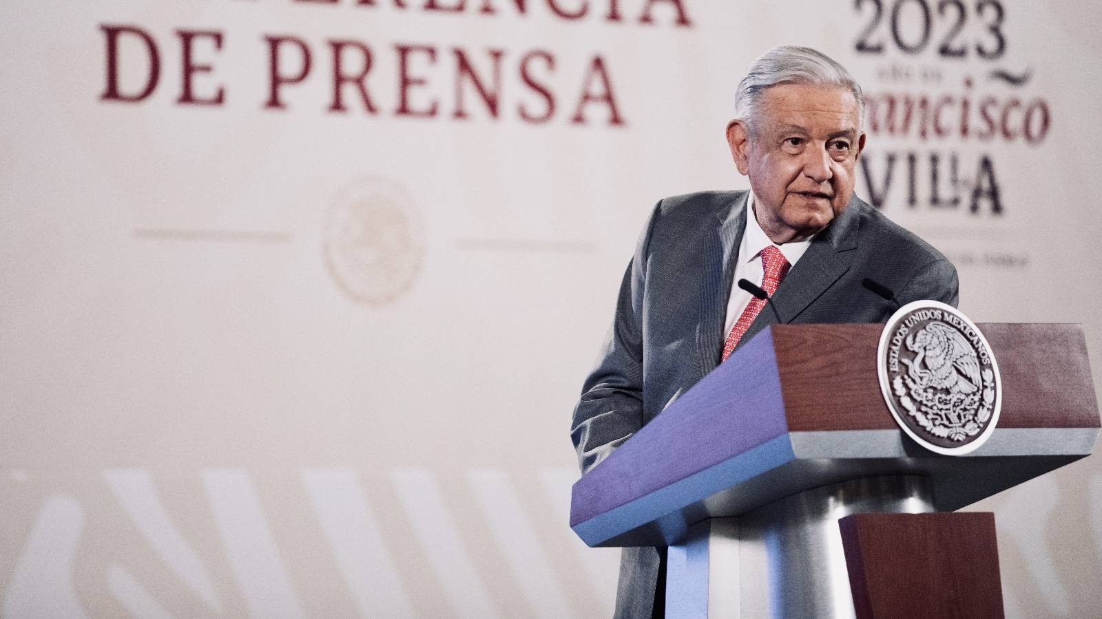 AMLO pide al TEPJF y al INE esclarezcan dichos sobre Gálvez