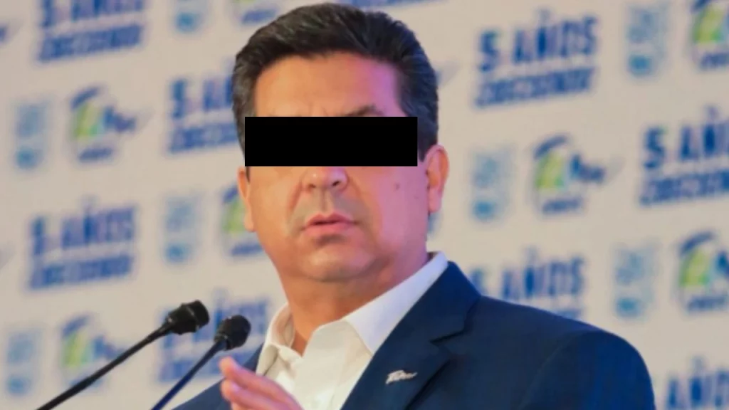 El panista, Francisco García Cabeza de Vaca, es señalado de desvíar millones del erario del estado de Tamaulipas y es investigado por la FGR.