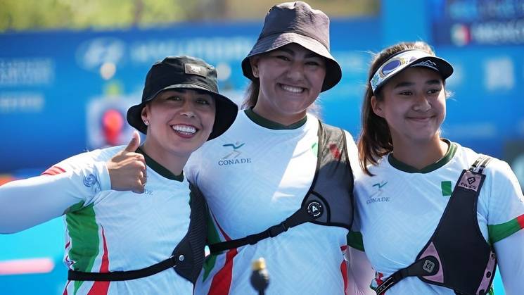 Las arqueras mexicanas Aída Román, Alejandra Valencia y Ángela Ruiz consiguieron su boleto a los Juegos Olímpicos de París 2024 tras ganar la medalla de bronce en mundial de tiro con arco