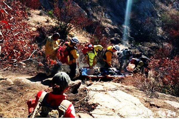 Migración auxilió a 11 migrantes mexicanos tras ataque armado en Baja California. Un herido y dos perdieron la vida. Dos mujeres lesionadas por las balas