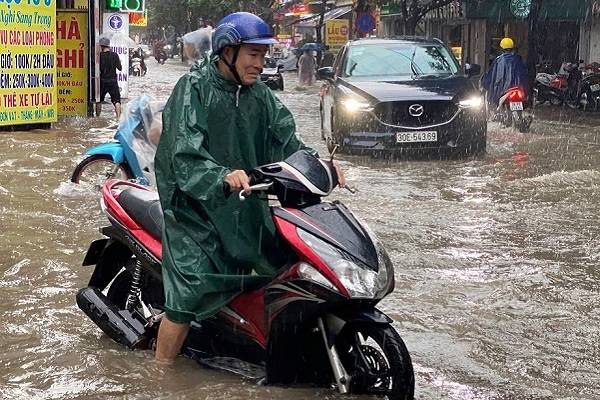 Grecia bajo el agua a días de la devastadora tormenta Daniel. En Vietnam miles de animales han muerto así como pérdida de cosechas por las lluvias