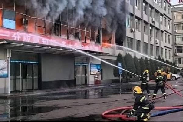 Incendio de empresa minera de carbón dejó 26 muertos y 38 heridos en la provincia septentrional de Shanxi, informaron autoridades de China