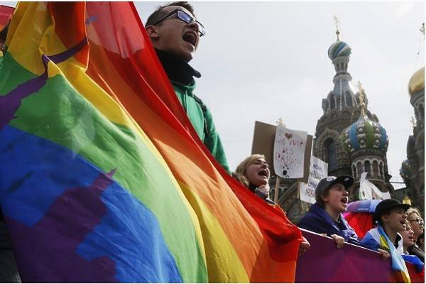 En tanto defensores emiten alerta en Estados Unidos por más 70 leyes anti- LGBTQ+ aprobadas en lo que va del año, más del doble que en 2022