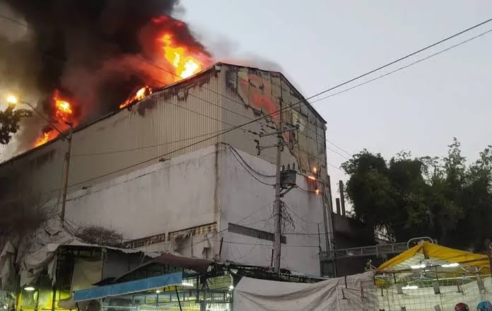 ¿Qué fue lo que pasó con el incendió de una bodega en Tepito? Esto se sabe