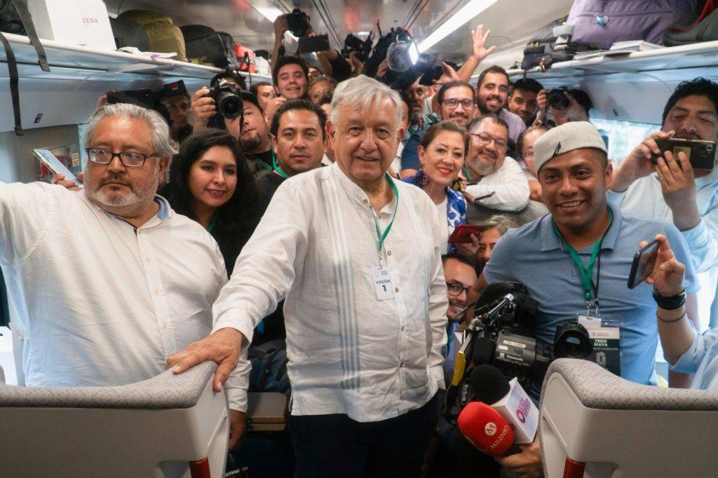 “Se va convirtiendo en realidad el sueño”; mexicanos celebran inauguración del Tren Maya