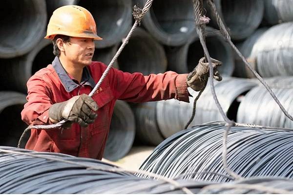 El arancel al acero de China luego una investigación gubernamental antidumping abierta a solicitud de la unidad local de la siderúrgica Ternium