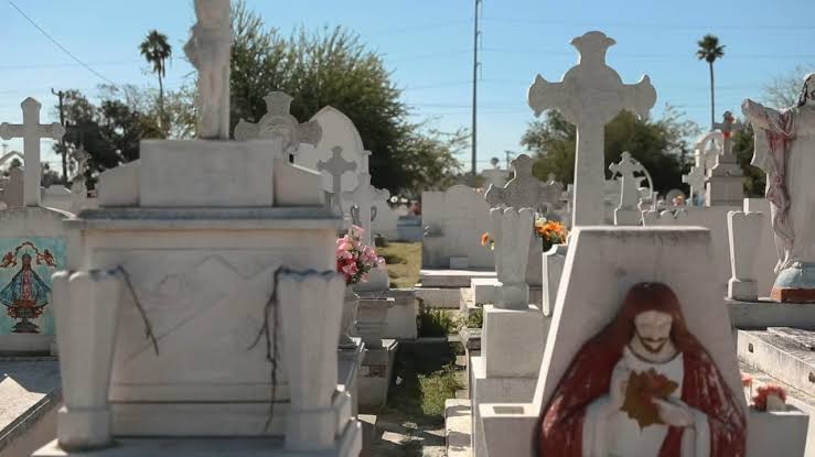 Balacera en panteón de Nuevo León deja dos muertos