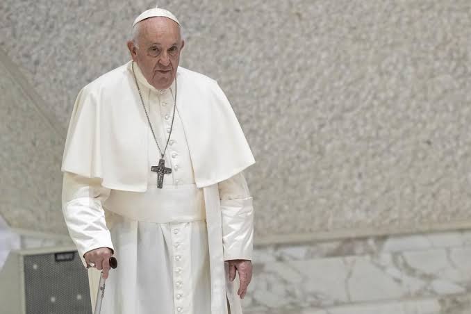 "Nos duele"; Papa Francisco lamenta rompimiento de tregua entre Hamás e Israel