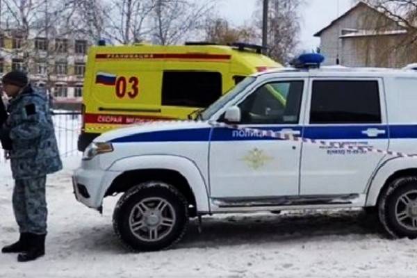 Rusa de 14 años abrió fuego en una escuela de Briansk, matando a una compañera e hiriendo a otros cinco antes de suicidarse, reportaron investigadores