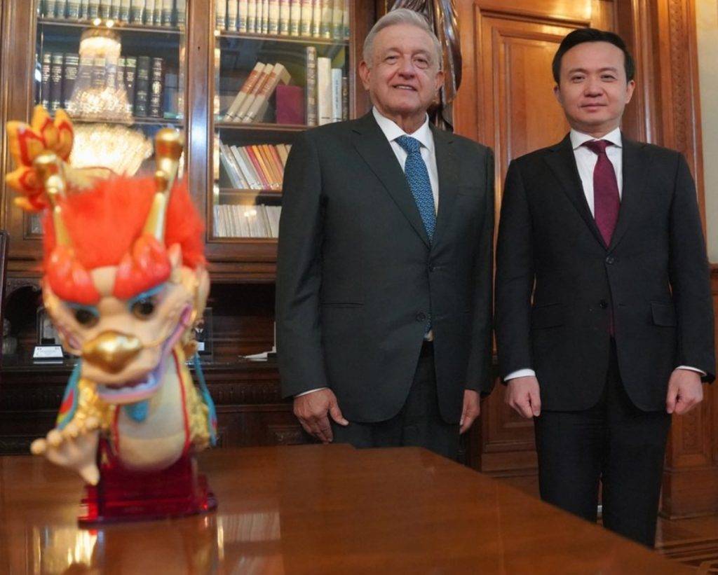 AMLO recibe al embajador de China; hay buenas relaciones, señala