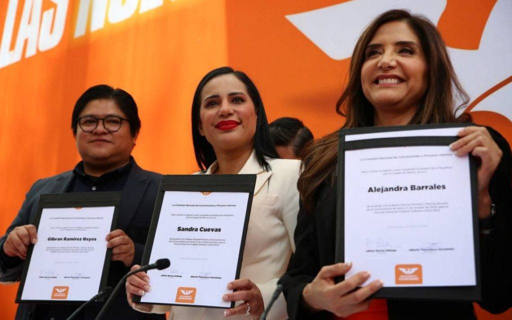 Movimiento Ciudadano oficializa candidaturas al Senado de la República para Sandra Cuevas y Alejandra Barrales rumbo a las elecciones del 2 de junio.