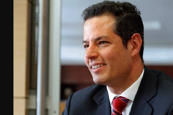 Alejandro Murat, exgobernador de Oaxaca será candidato plurinominal al Senado por Morena. Se dice ocupará el lunar 11 de la lista