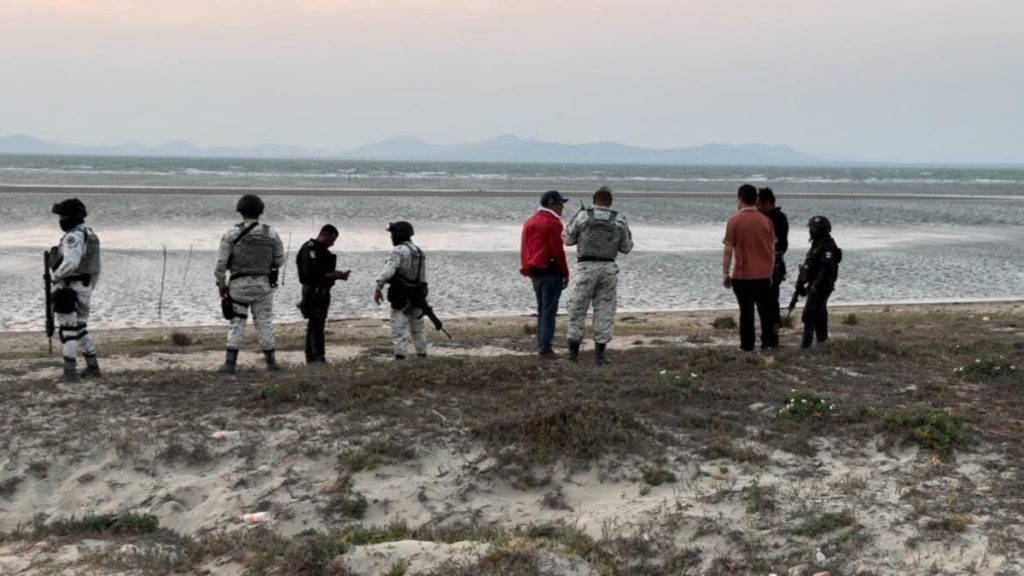 La Fiscalía de Oaxaca confirmó que las personas halladas en Playa San Francisco del Mar, son migrantes chinos que salieron de Tapachula. 