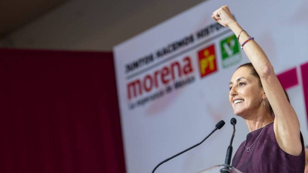 Desde Veracruz, Claudia Sheinbaum criticó la "guerra sucia" de la oposición en contra de su campaña y la de los candidatos de Morena.