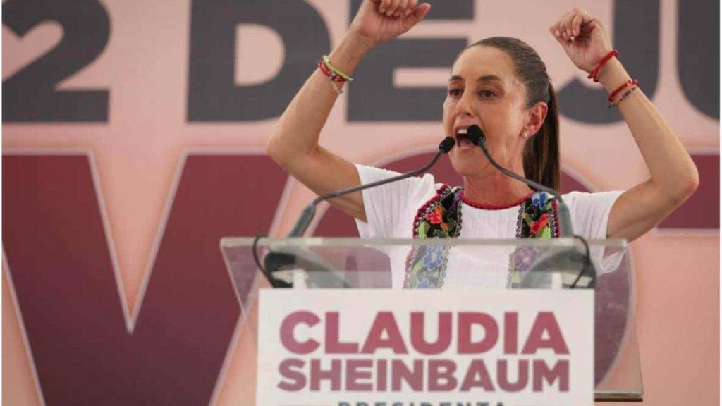 Claudia Sheinbaum confía en que se pueda llegar a un acuerdo con los maestros de la CNTE que permanecen en el Zócalo de la CDMX. 