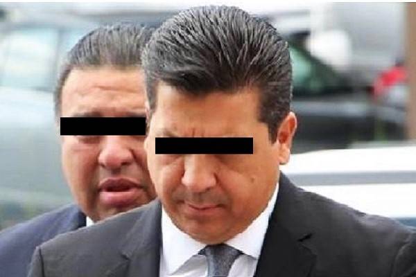 Francisco Cabeza de Vaca, exgobernador de Tamaulipas no podrá ser candidato del PAN por ser prófugo de la justicia. Tribunal electoral desecha su queja