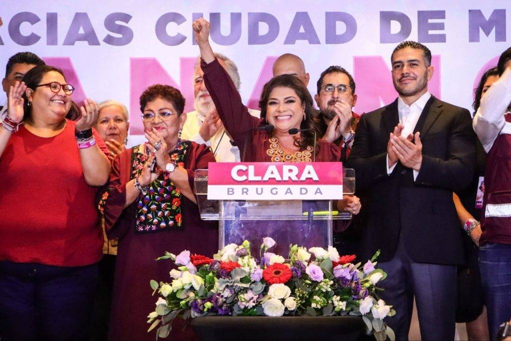 Tras una larga espera, el IECDMX informó que la candidata de la Cuarta Transformación, Clara Brugada se alzó con el triunfo en la elección del 2 de junio de 2024.
