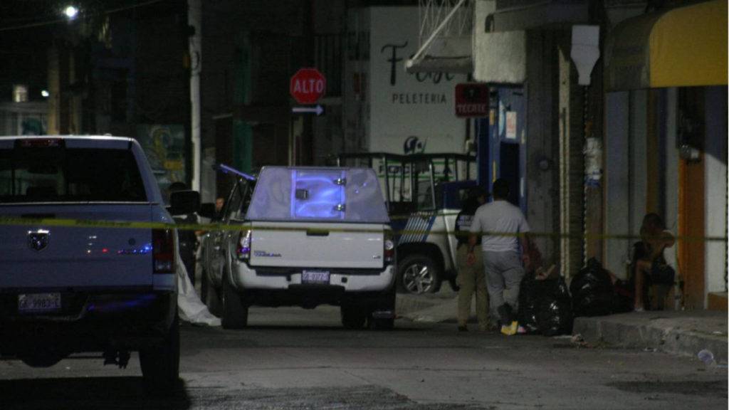 Las autoridades de Guanajuato informaron que seis personas perdieron la vida durante un ataque armado en una vecindad de León.