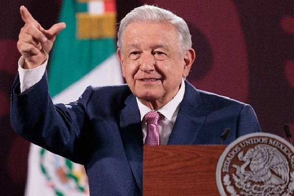 AMLO respondió a la derecha que amenaza con recuento del 80% de las urnas y dijo que se cuenten todos los votos y que participen en paz