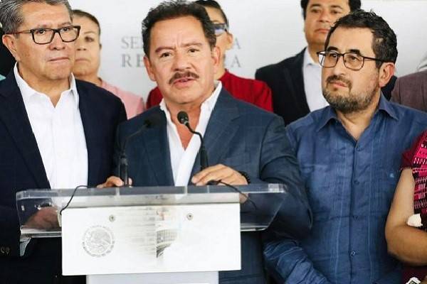 Diputado Ignacio Mier de Morena dijo que se votarán en septiembre con mayoría calificada 18 reformas a la Constitución presentadas por AMLO