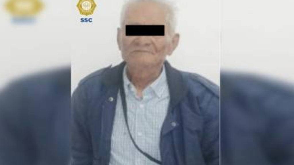 La SSC-CDMX arrestó a un hombre de 92 años después de que provocó un incendio en la habitación de su nieta en Iztapalapa. 