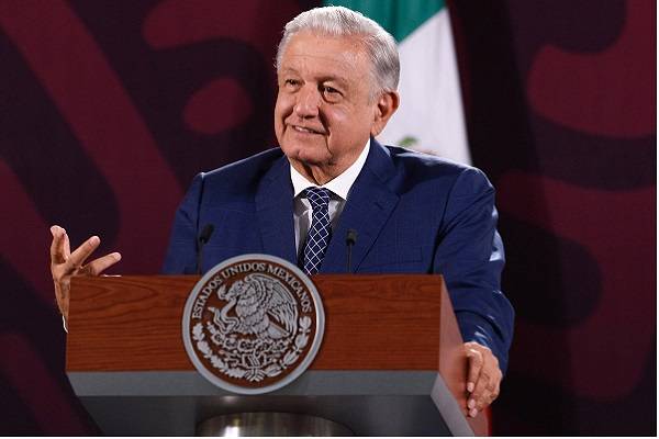 Mejor recaudación sin aumentar impuestos, gasolinas o endeudarse. Aumentó 2.1 billones de pesos. Un crecimiento real del 113.7 por ciento real: AMLO